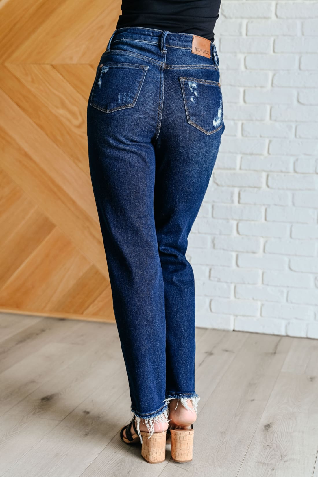 Montana High Rise Rigid Magic Distressed Straight Jeans | Womens jeans