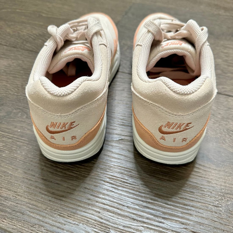 NIB Nike Air Max 1 Premium SC Size 9
