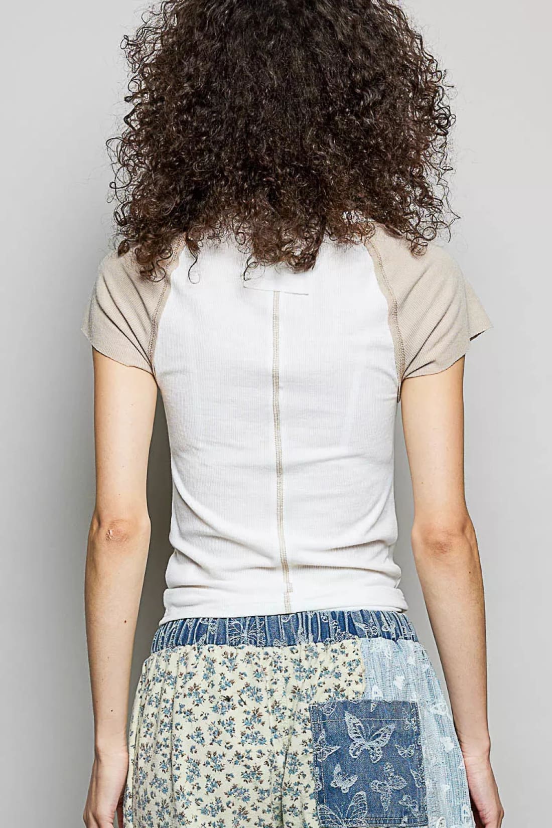 POL Round Neck Outseam Detail T-Shirt with Contrast Color Sleeves