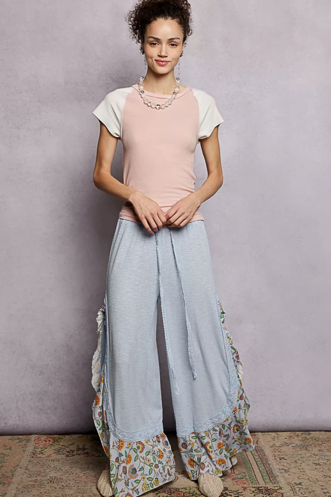 POL Round Neck Outseam Detail T-Shirt with Contrast Color Sleeves