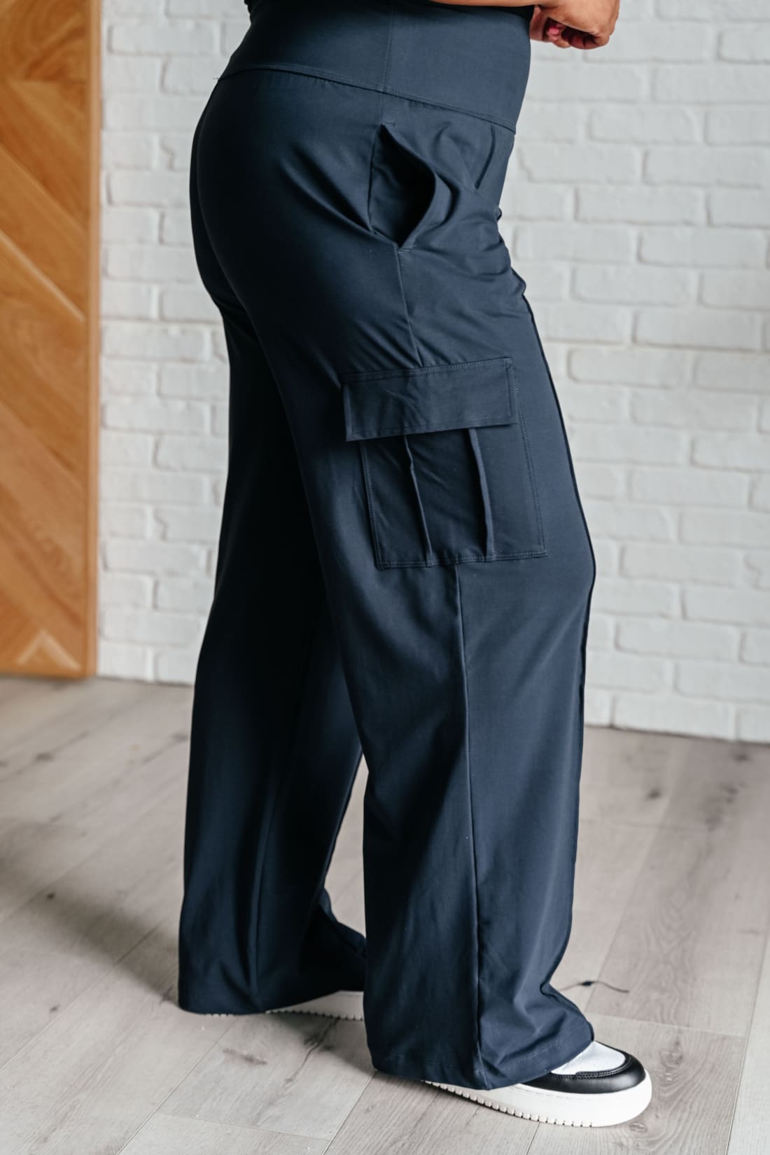 Race to Relax Cargo Pants in Nocturnal Navy | Athleisure