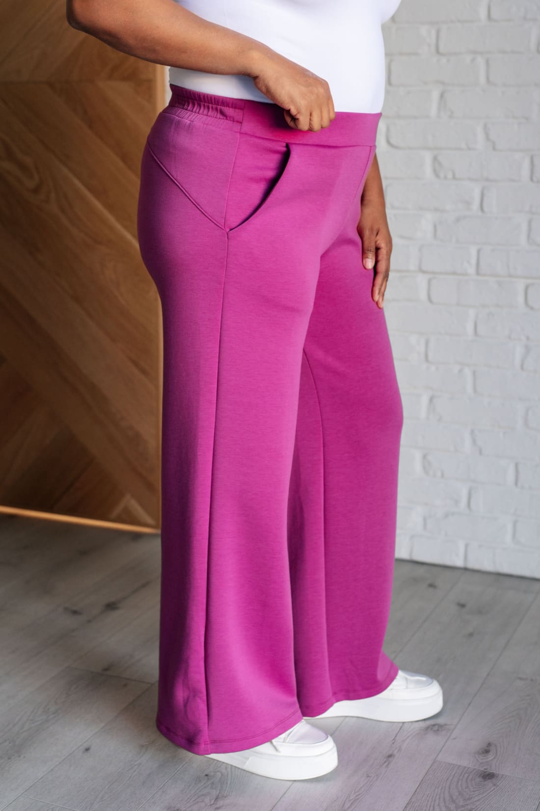 Resort Travel Wide Leg Crop Pant in Magenta | Pants