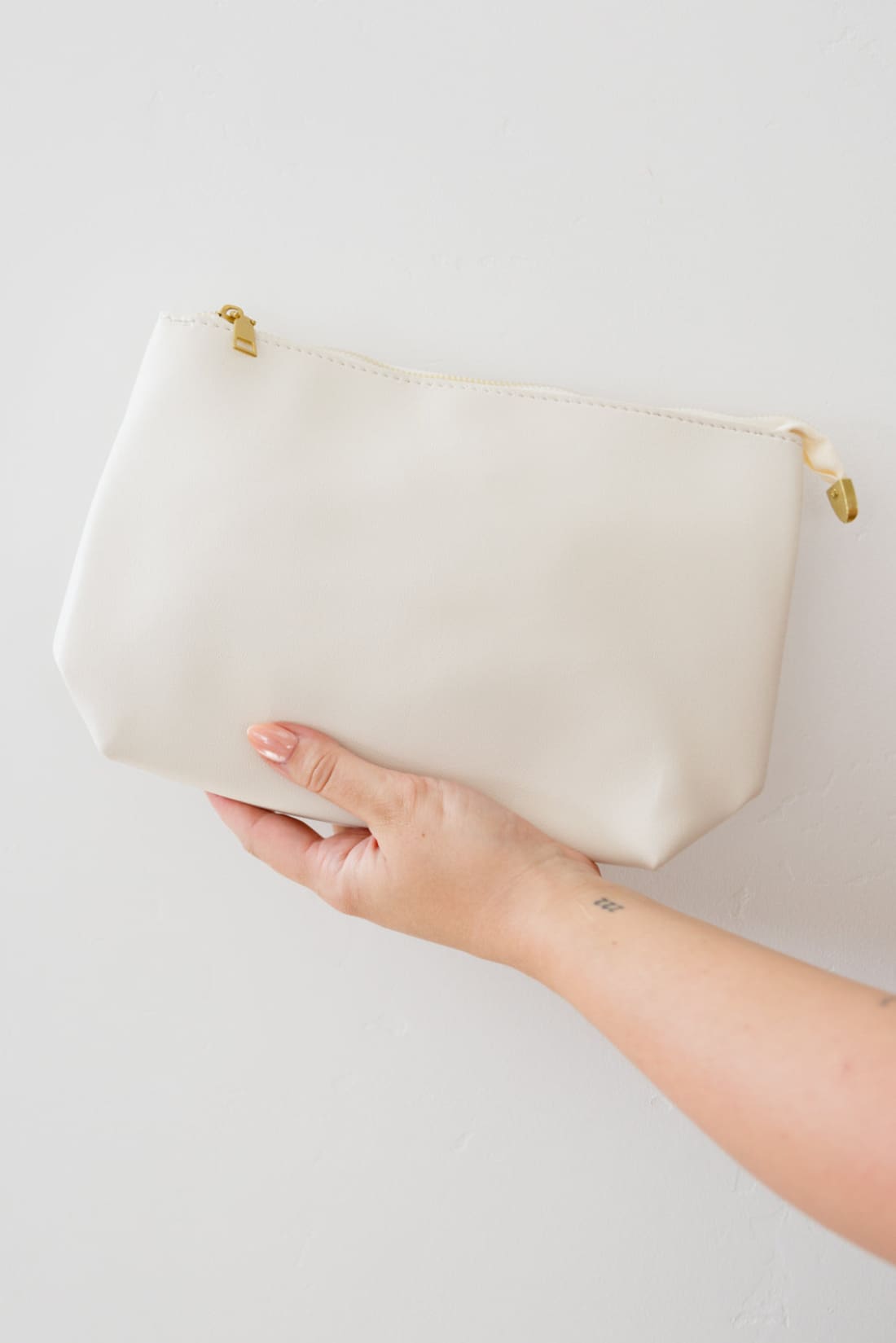 Road Less Traveled Handbag with Zipper Pouch in Cream | handbag