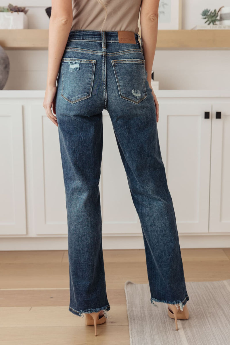 Rose High Rise 90’s Straight Jeans in Dark Wash
