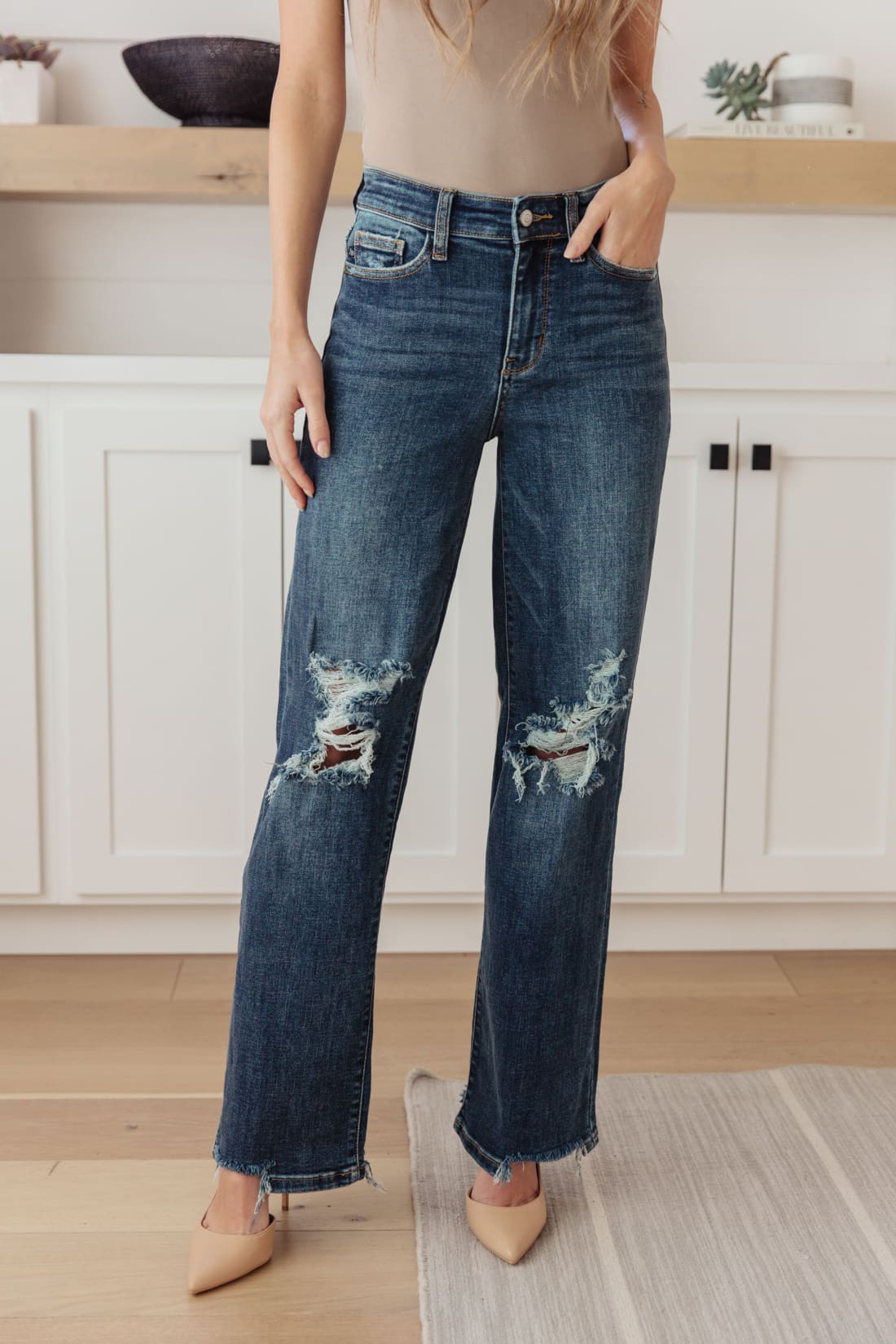 Rose High Rise 90’s Straight Jeans in Dark Wash | Denim