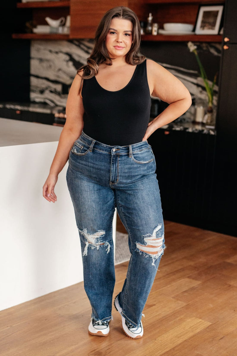Rose High Rise 90’s Straight Jeans in Dark Wash
