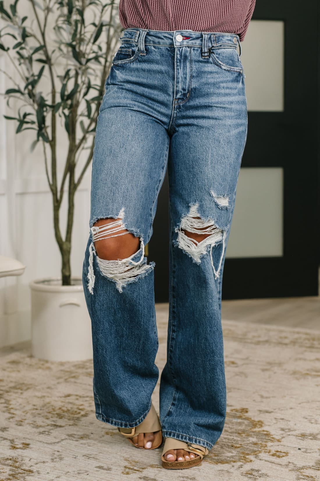 Judy Blue ’Roseanne’ High Waist Distressed Jeans