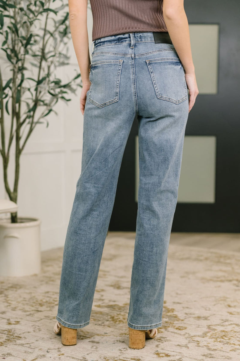 Judy Blue ’Sabrina’ High Waist Tummy Control Slim Straight Jeans