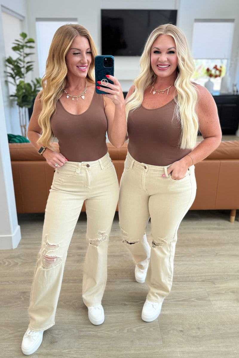 Selena High Rise Distressed 90’s Straight Jeans in Bone