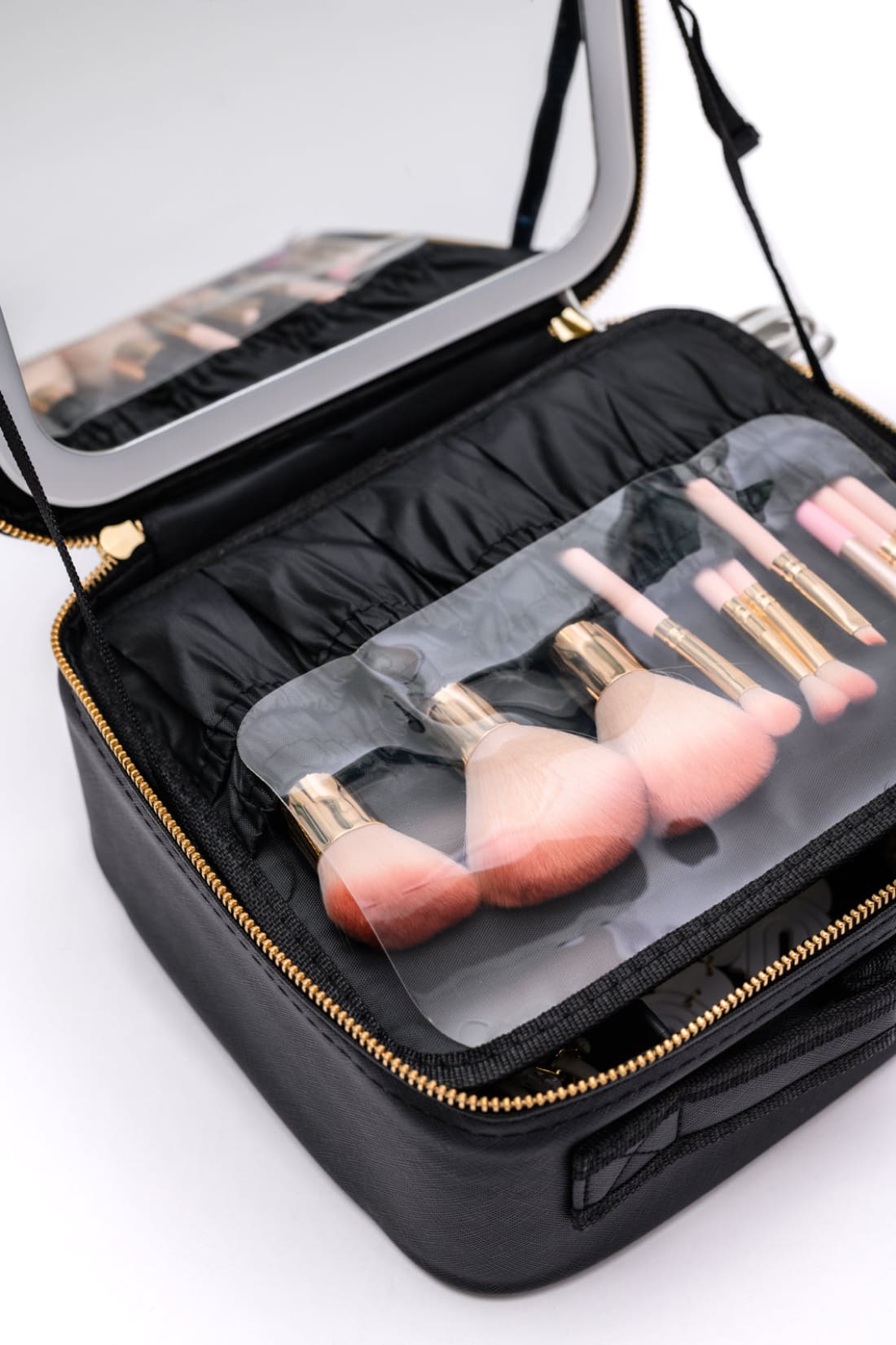 She’s All That LED Makeup Case in White | Health & Beauty