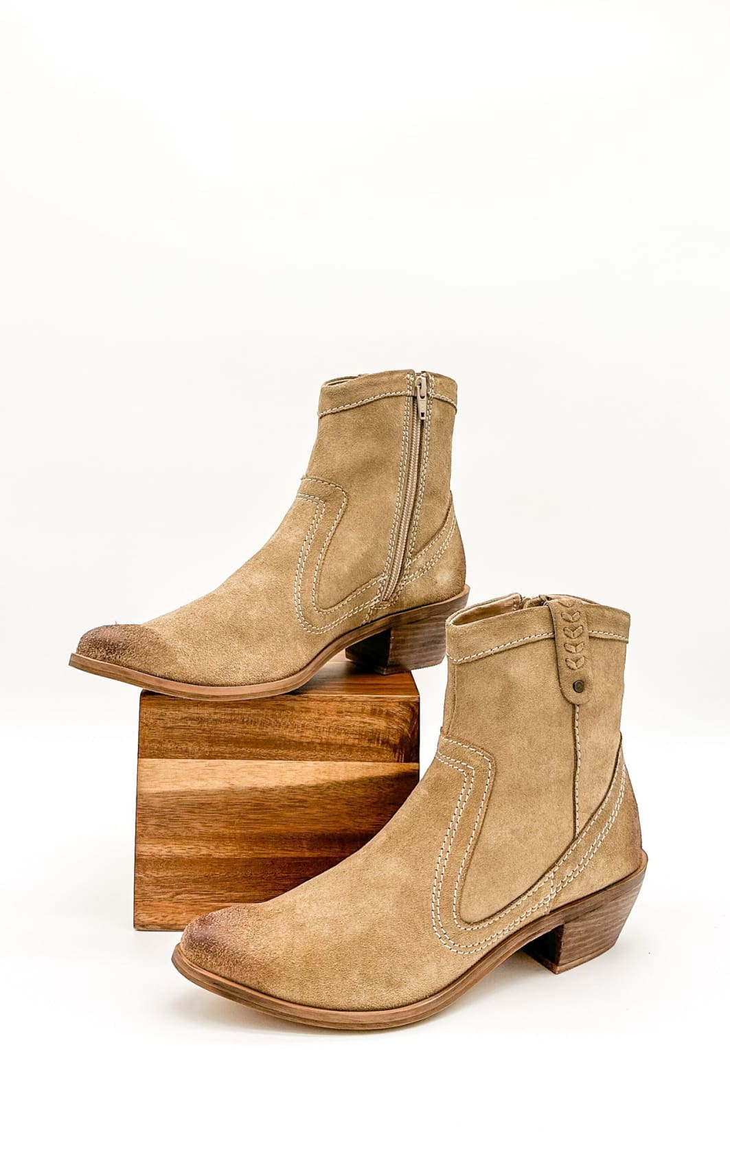 Smithy Suede Ankle Boot in Tan | boots