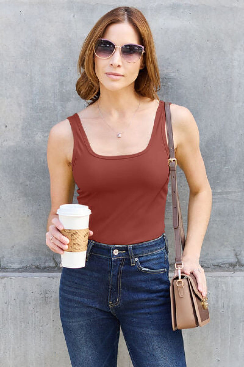 Stretch Square Neck Wide Straps Fitted Tank Top