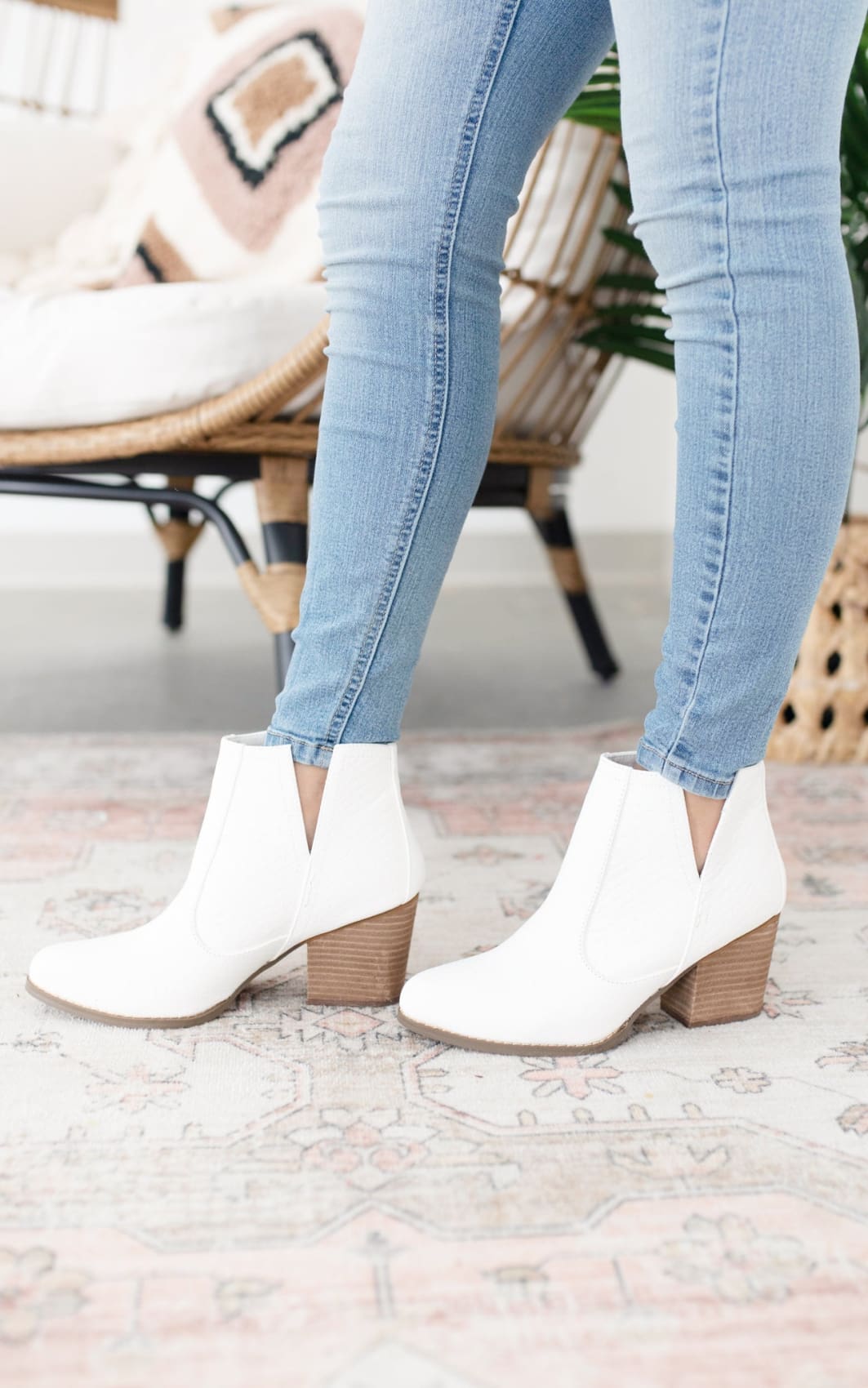 Tarim Bootie in White | boots