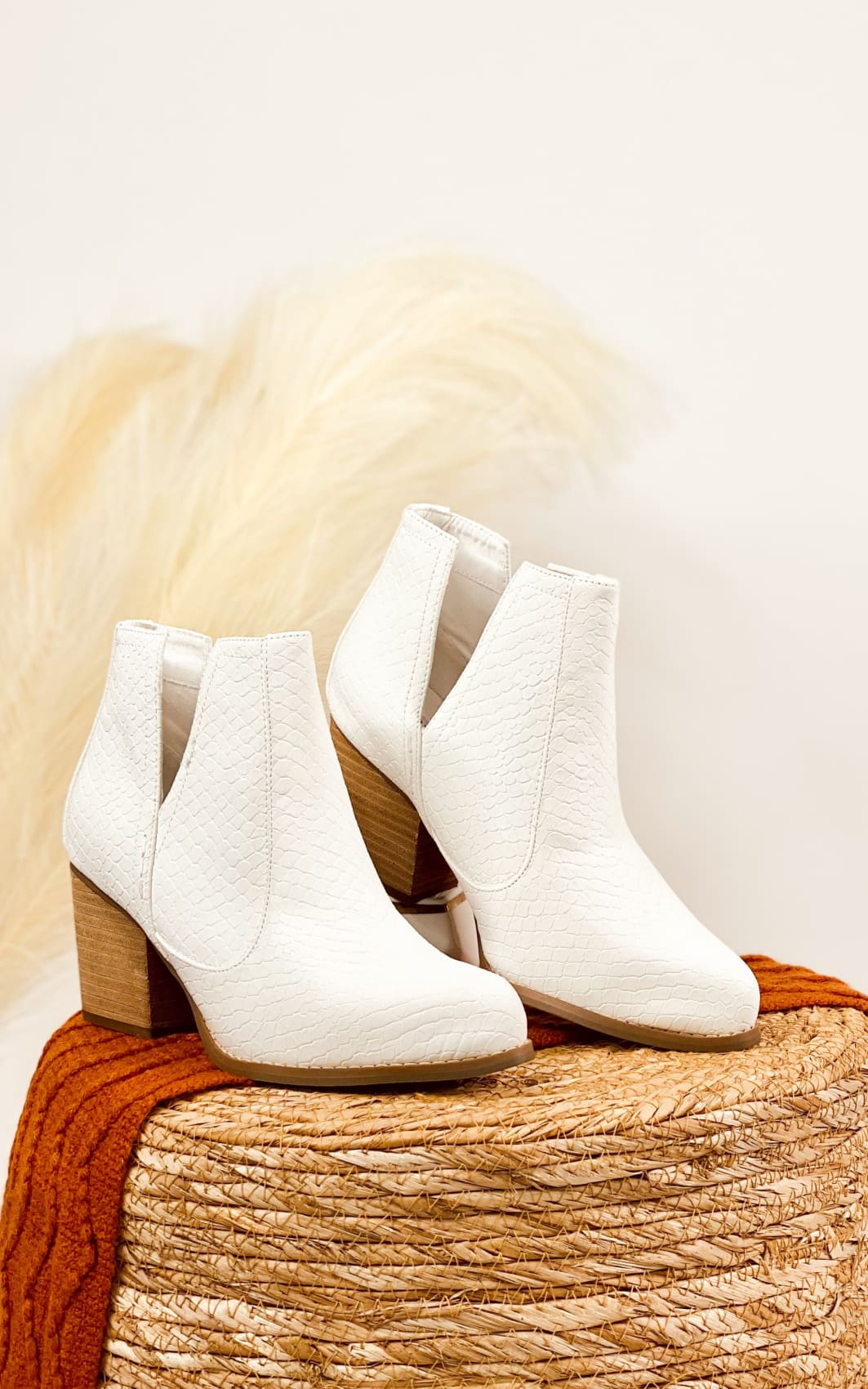 Tarim Bootie in White | boots