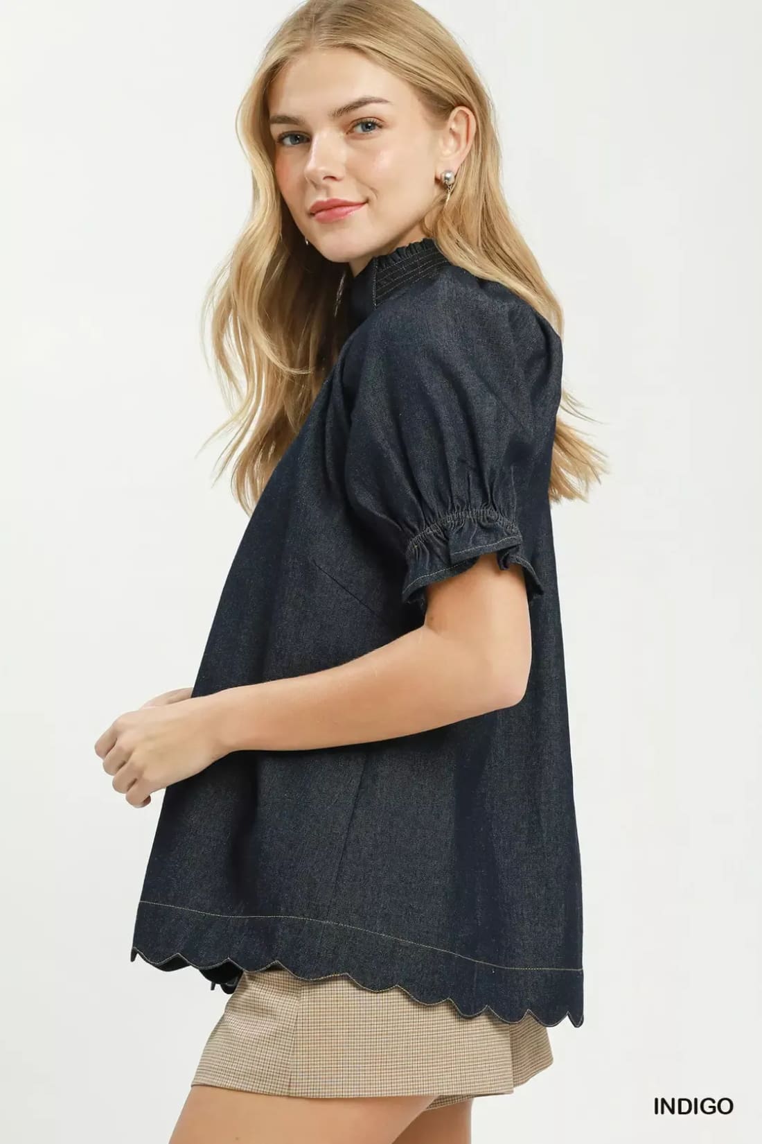 Umgee Chambray Puff Sleeve Scallop Hem Blouse