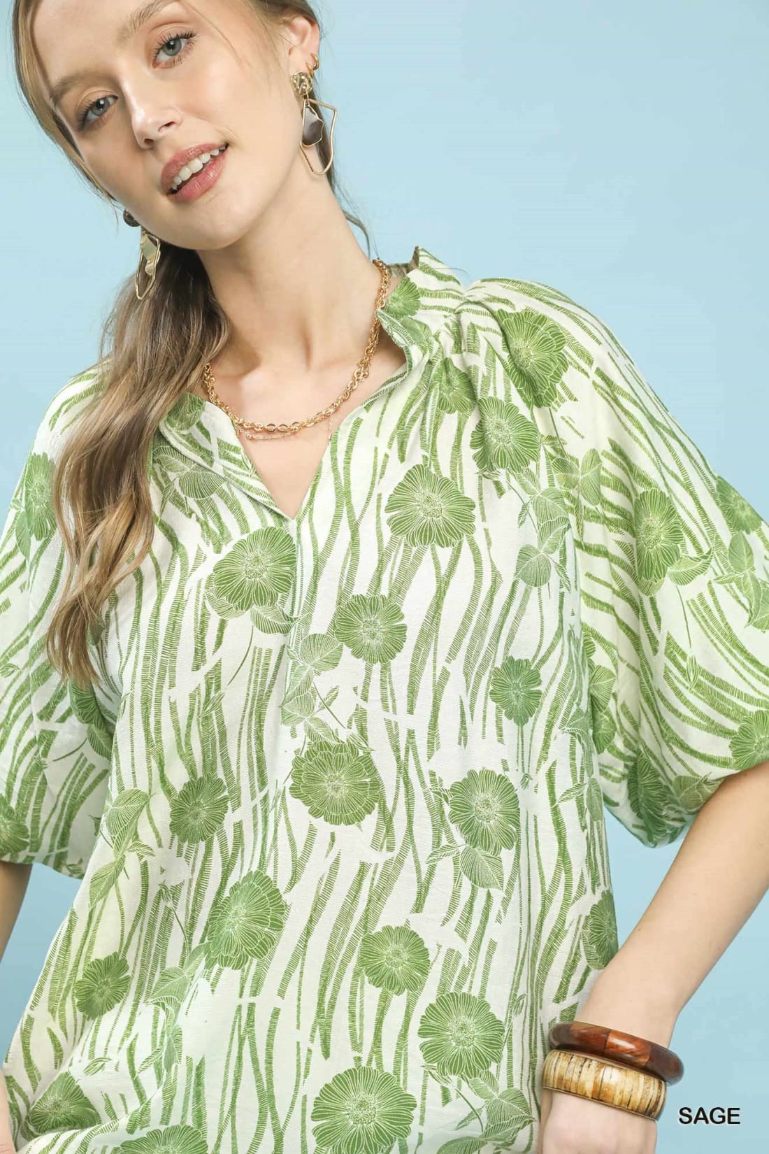 Umgee Floral Scalloped Edge Puff Sleeve Blouse with High-Low Curved Hem
