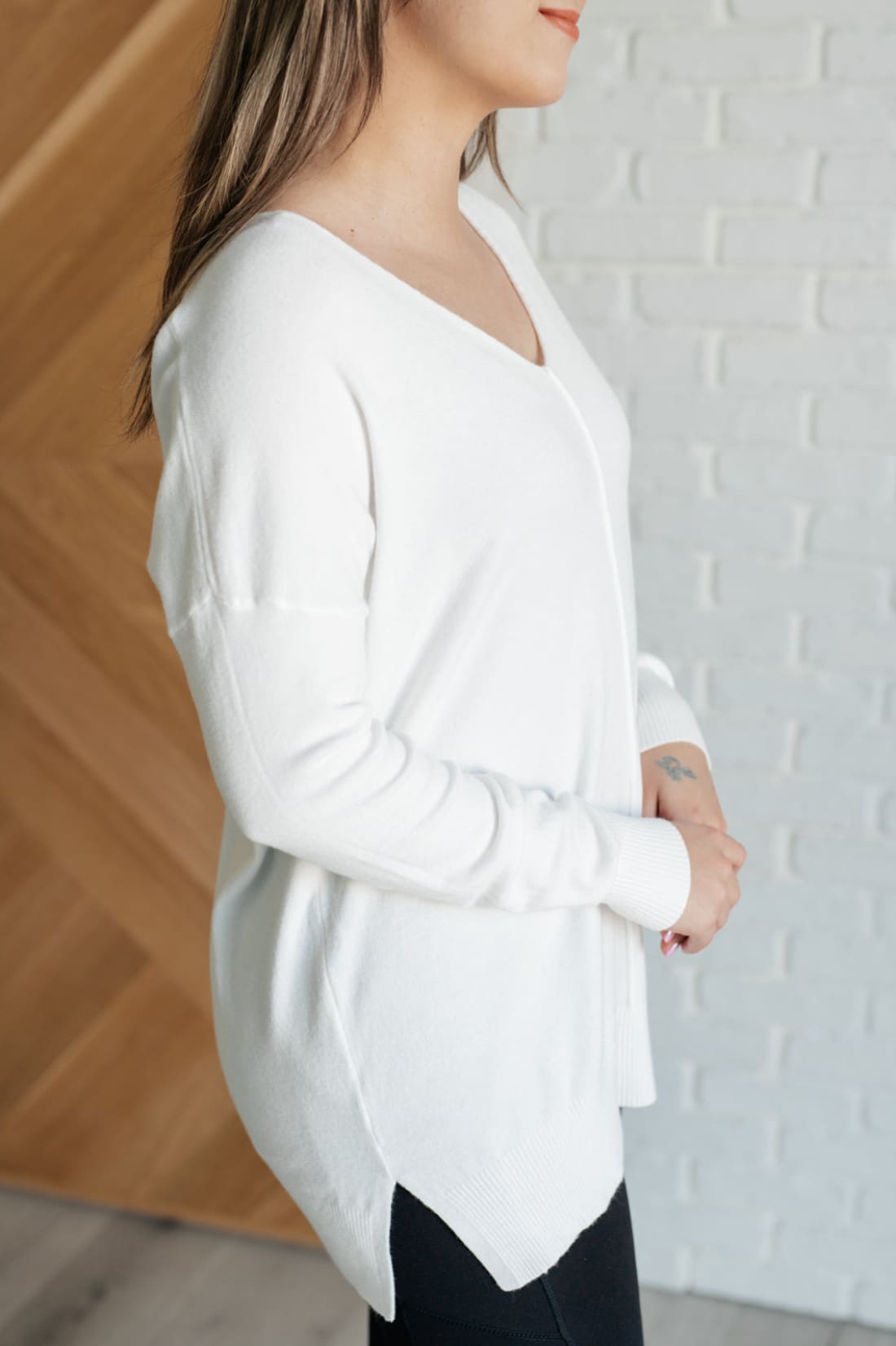 V-Neck Front Seam Sweater in Ivory | Sweaters & Cardigans