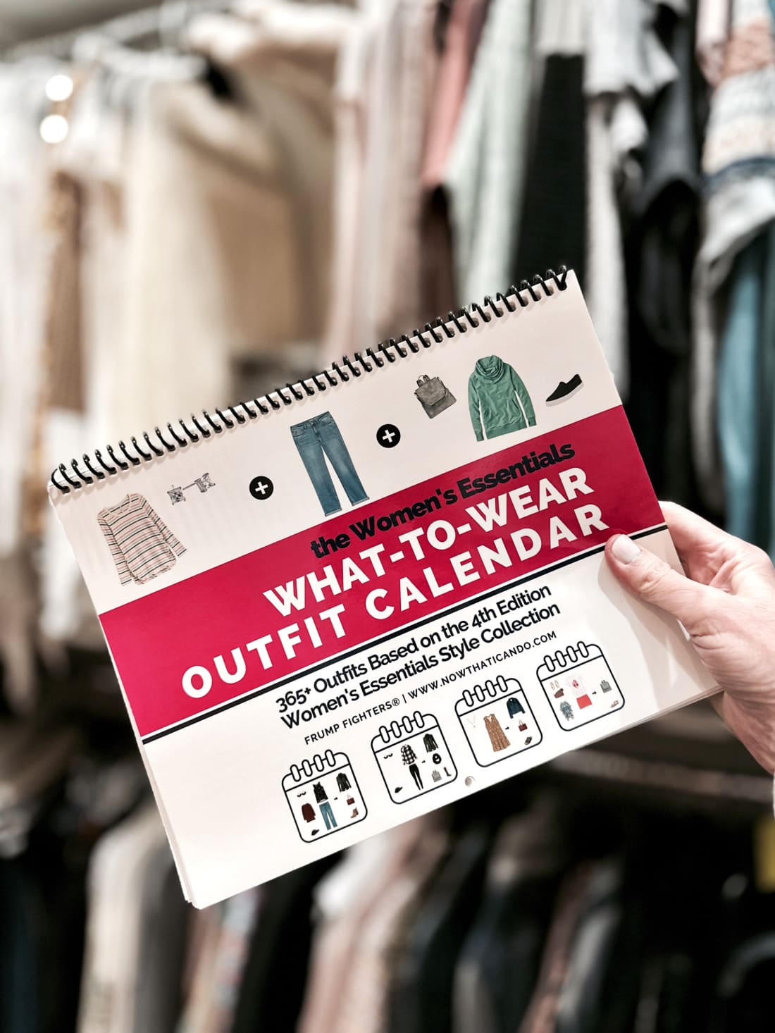 Women’s Essentials What-to-Wear Outfit Calendar