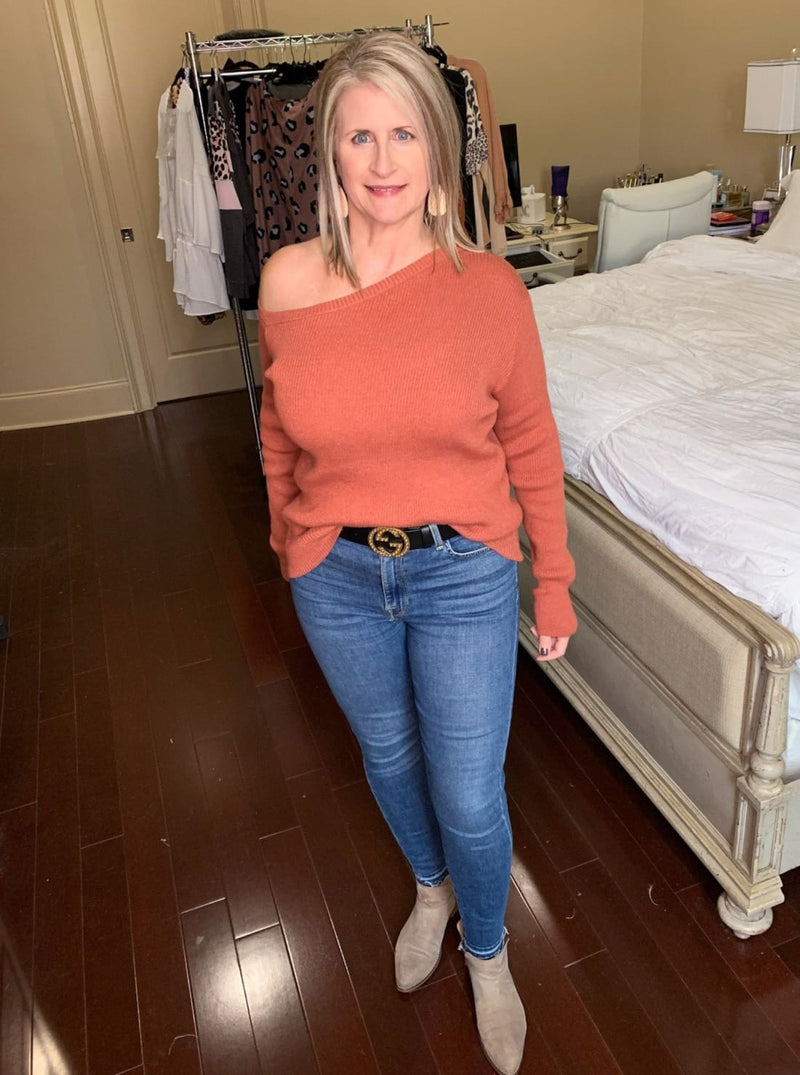 Asymmetrical One Shoulder Fitted Long Sleeve Ribbed Knit Sweater